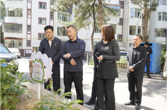 王国泉到蓝天街道调研督导群众身边不正之风和腐败问题集中整治工作