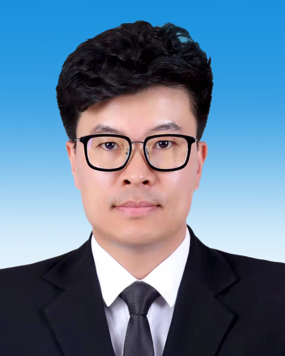 张亚男